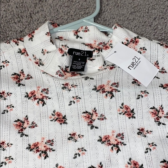 ✨Rue21 long sleeve shirt✨ - Picture 2 of 3